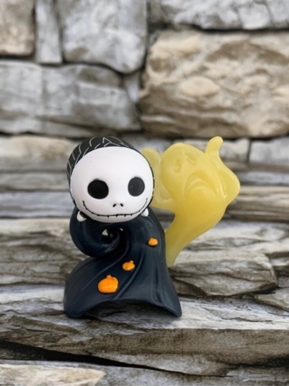 Disney Tsum Jack Skellington NBC Vinyl Medium Figure GITD Prop Mystery Blind Bag